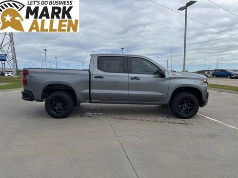 Used 2020 Chevrolet Silverado 1500 LT Trail Boss image 6
