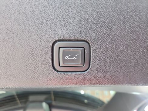 Used 2020 Cadillac XT6 Premium Luxury AWD/4WD image 21