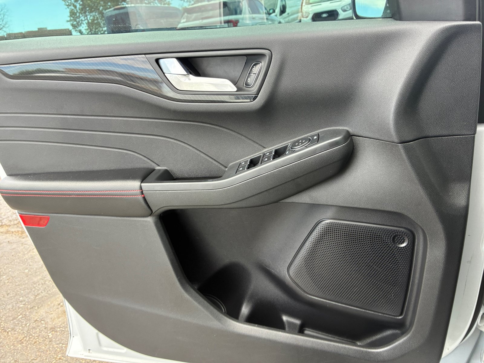 Certified 2023 Ford Escape ST-Line AWD/4WD image 13