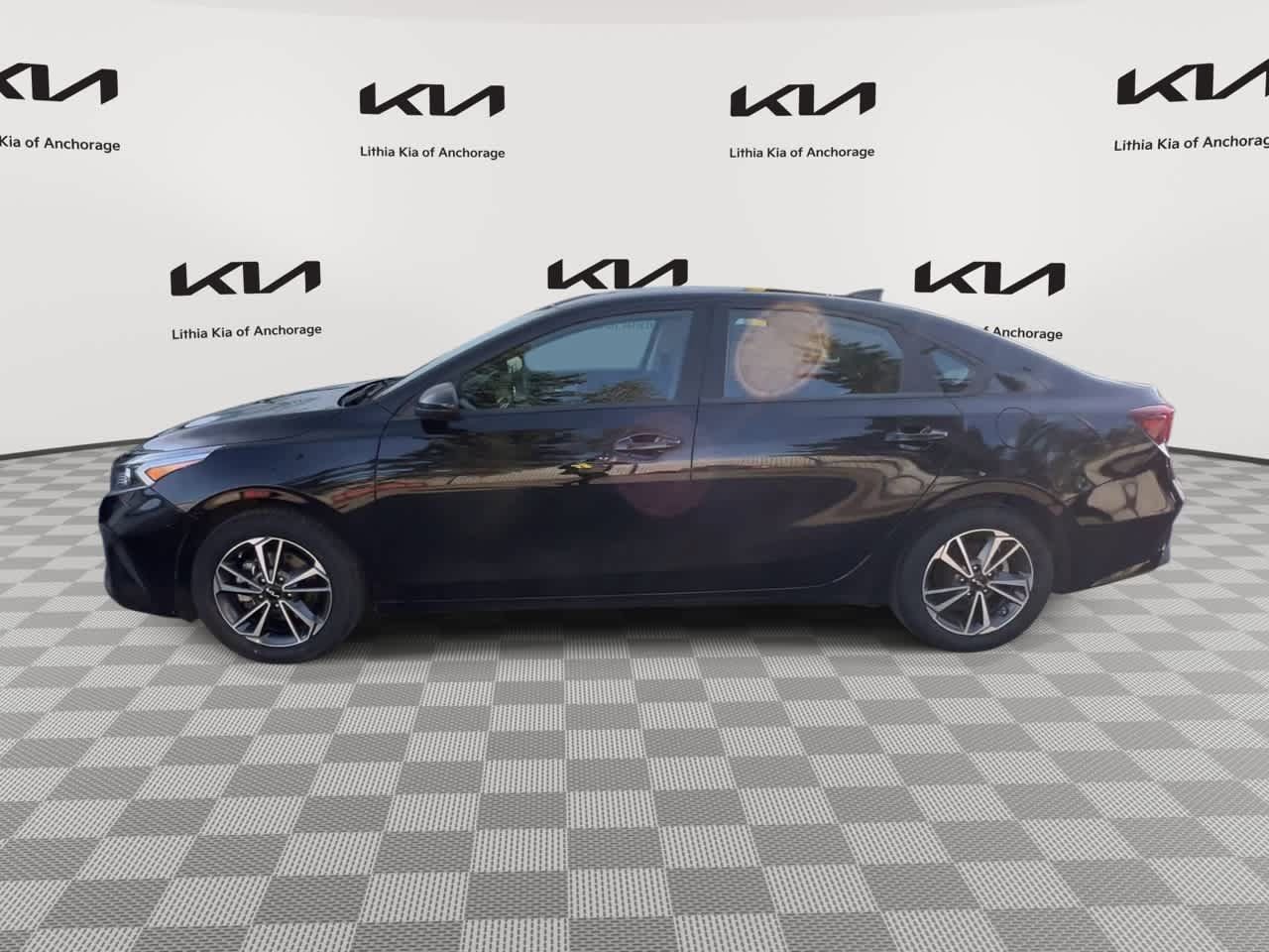 Certified 2023 Kia Forte LXS FWD image 9