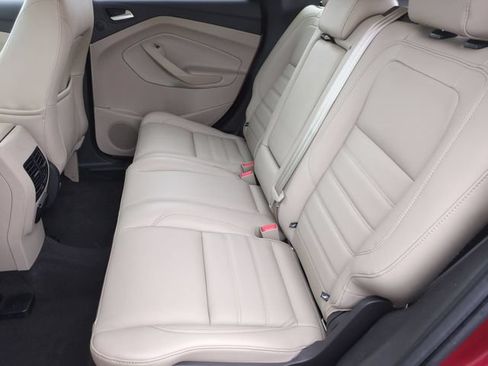 Used 2017 Ford Escape SE w/ SE Leather Comfort Package FWD image 27