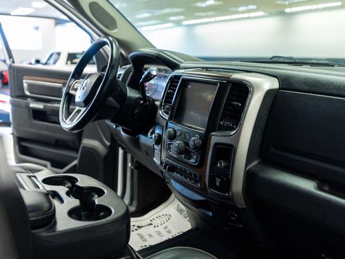 Used 2016 RAM 2500 Laramie AWD/4WD image 14