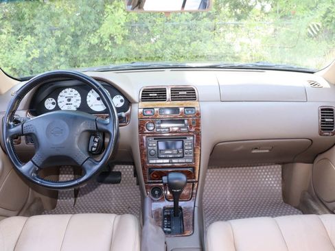 Used 1997 Nissan Maxima GXE FWD image 19