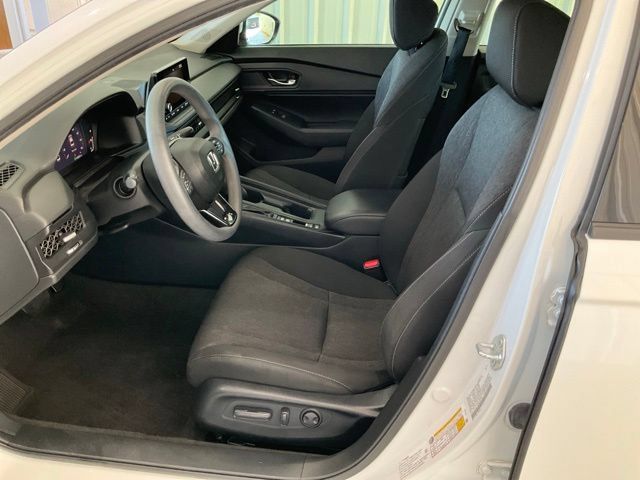Used 2024 Honda Accord EX image 3