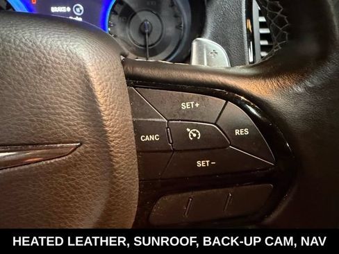 Used 2022 Chrysler 300 S RWD image 33