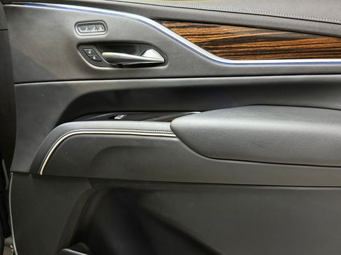 Certified 2022 Cadillac Escalade Premium Luxury w/ LPO, Radiant Package image 56