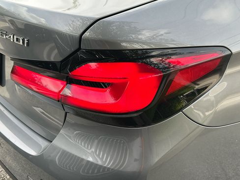 Certified 2023 BMW 540i w/ Convenience Package RWD image 25