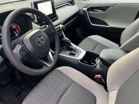 New 2025 Toyota RAV4 XLE w/ Convenience Package image 7