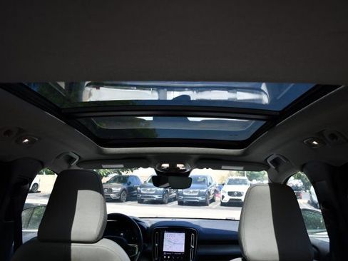 Used 2023 Volvo XC40 B5 Plus w/ Driver Assist Package AWD/4WD image 20