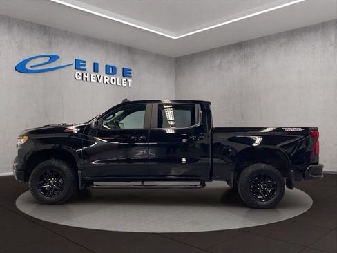 Used 2023 Chevrolet Silverado 1500 LT Trail Boss w/ LT Trail Boss Premium Package AWD/4WD image 11