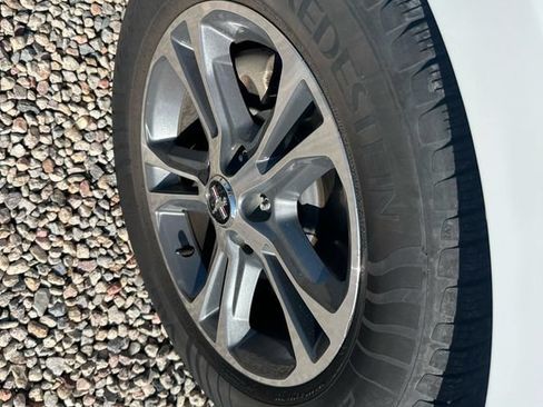 Used 2014 Ford Mustang Premium RWD image 37