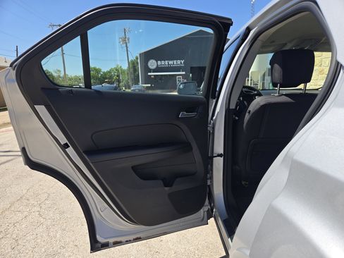 Used 2013 Chevrolet Equinox LS FWD image 6