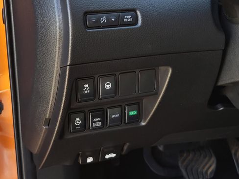 Certified 2022 Nissan Rogue Sport SV w/ Technology Package image 23