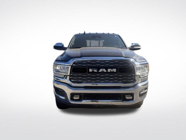 Used 2022 RAM 3500 Limited w/ Safety Group AWD/4WD image 2