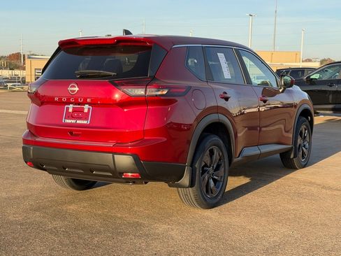 New 2026 Nissan Rogue SV image 5