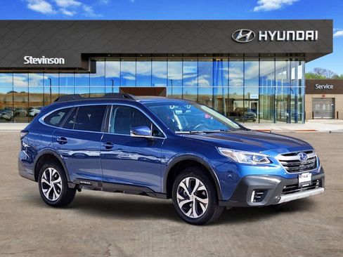 Used 2022 Subaru Outback Limited XT image 5