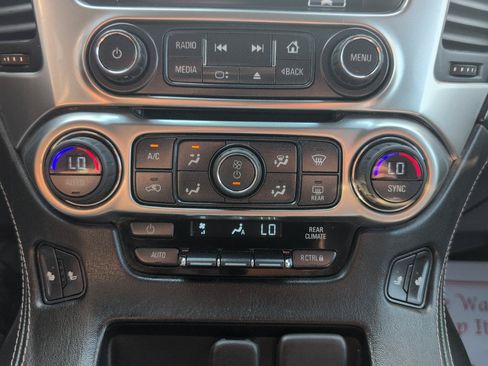 Used 2015 Chevrolet Tahoe LT AWD/4WD image 23