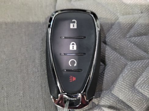 Used 2023 Chevrolet Equinox LS w/ LS Convenience Package AWD/4WD image 32