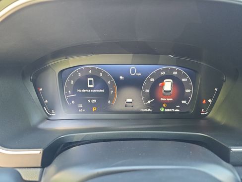 Used 2023 Honda Pilot Elite image 20