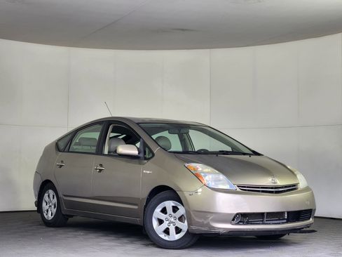 Used 2009 Toyota Prius FWD image 1