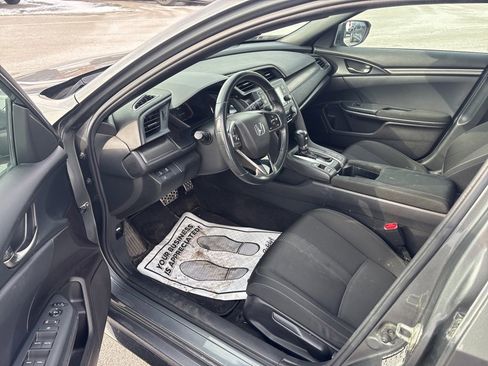 Used 2019 Honda Civic Sport image 7