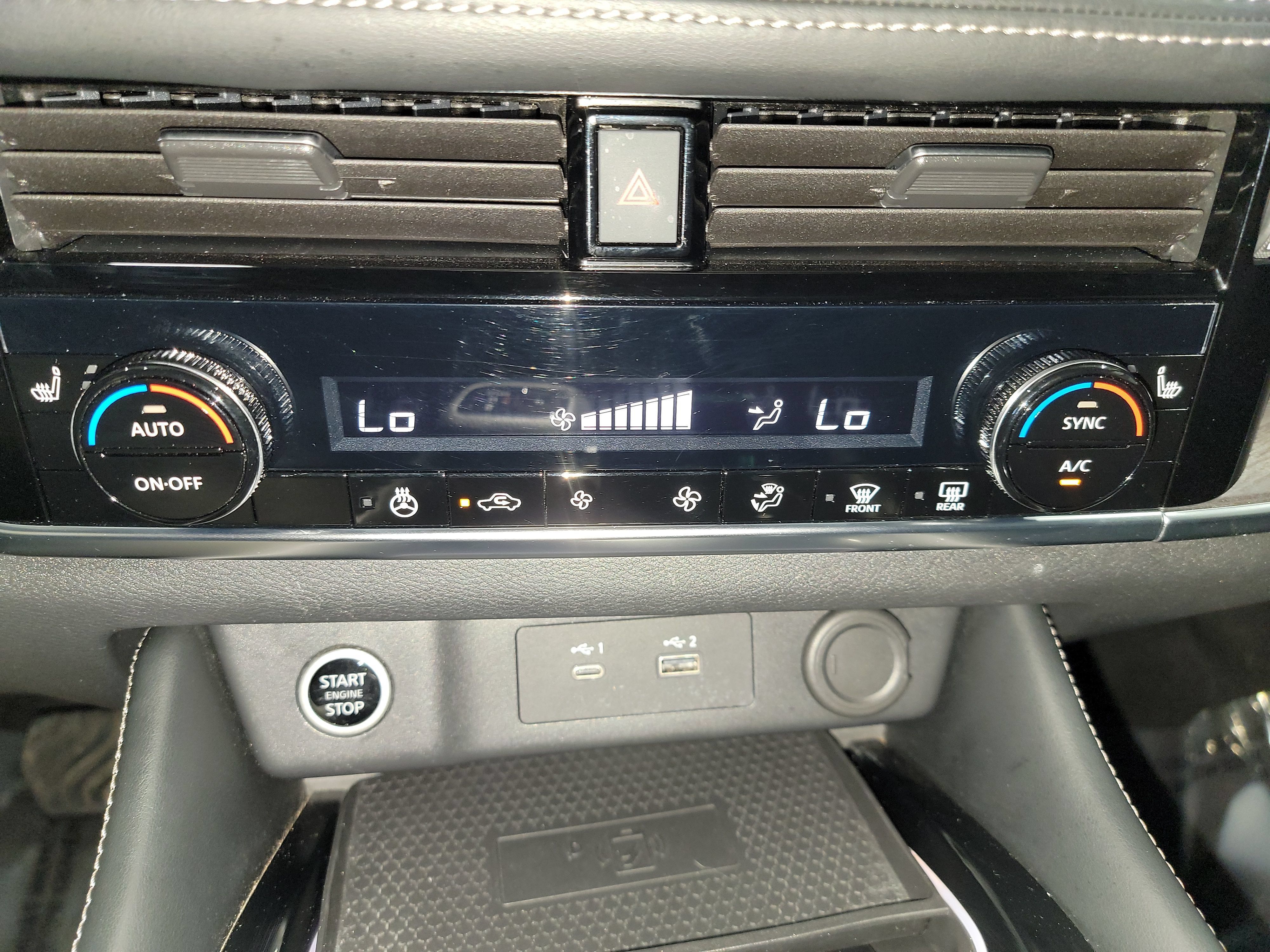 Used 2023 Nissan Rogue Platinum FWD image 21