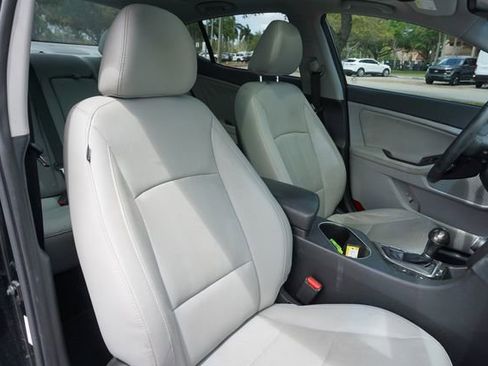 Used 2015 Kia Optima EX w/ EX Premium Package FWD image 2