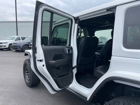 Certified 2024 Jeep Wrangler Unlimited Rubicon AWD/4WD image 25