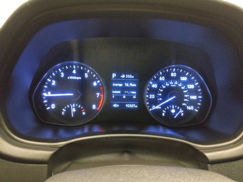 Used 2019 Hyundai Elantra GT image 23