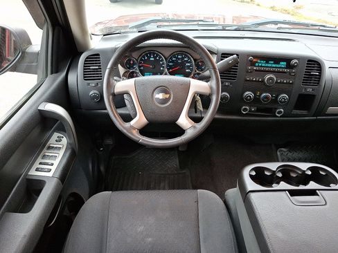 Used 2009 Chevrolet Silverado 1500 LT image 12