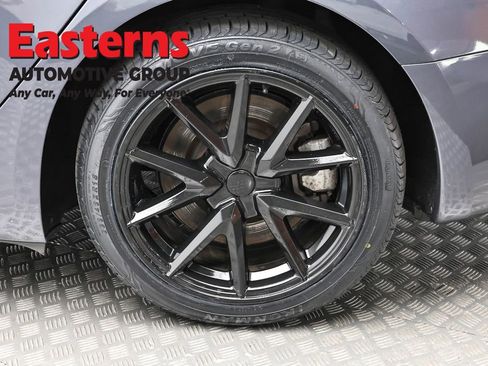 Used 2023 Tesla Model 3 Standard Range image 8