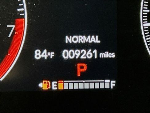 Used 2025 Honda HR-V Sport image 10