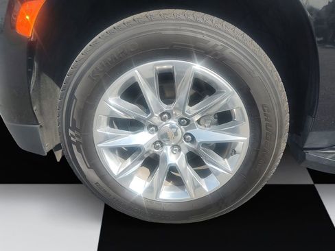 Used 2024 Chevrolet Tahoe Premier RWD image 14