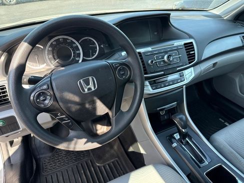 Used 2014 Honda Accord LX image 11
