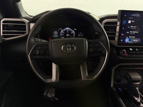 Used 2025 Toyota Tundra Limited image 16