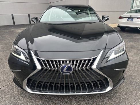 Certified 2022 Lexus ES 300h w/ Premium Package image 8