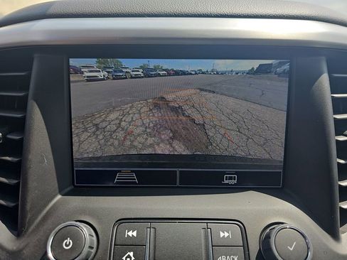 Used 2022 GMC Acadia SLE w/ Driver Convenience Package AWD/4WD image 30