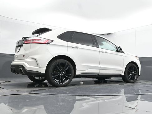 Used 2020 Ford Edge ST w/ Equipment Group 401A AWD/4WD image 30