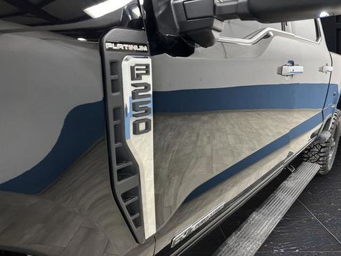 Used 2024 Ford F250 Platinum image 42