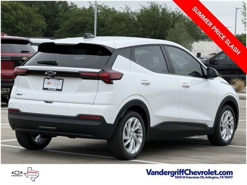 New 2027 Chevrolet Bolt LT w/ Comfort Package FWD image 4