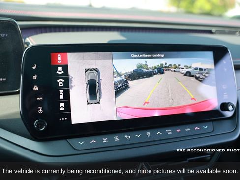 Used 2024 Dodge Charger R/T w/ Plus Group image 17