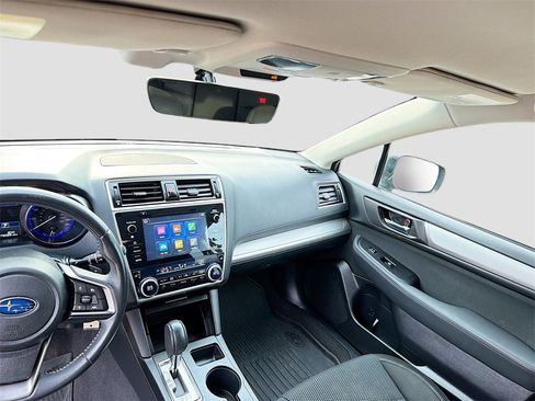 Used 2018 Subaru Outback 2.5i Premium image 22