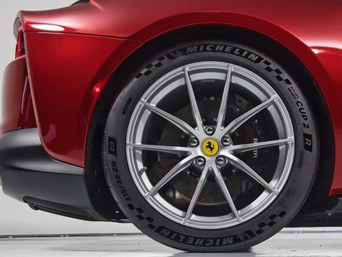 Used 2021 Ferrari 812 GTS RWD image 18