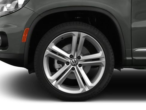 Used 2016 Volkswagen Tiguan R-Line AWD/4WD image 14
