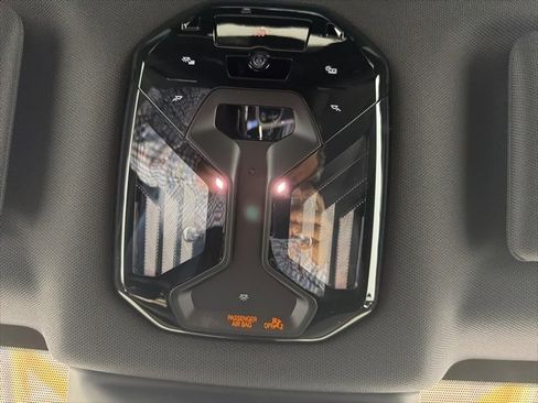 Used 2025 BMW iX xDrive50 w/ Premium Package image 27