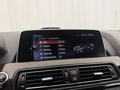 Used 2017 BMW M6 Convertible RWD image 31