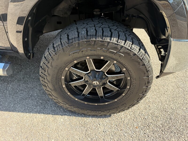 Used 2015 RAM 1500 Laramie w/ Convenience Group AWD/4WD image 13
