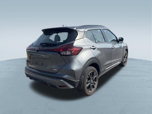 Used 2024 Nissan Kicks SR image 7