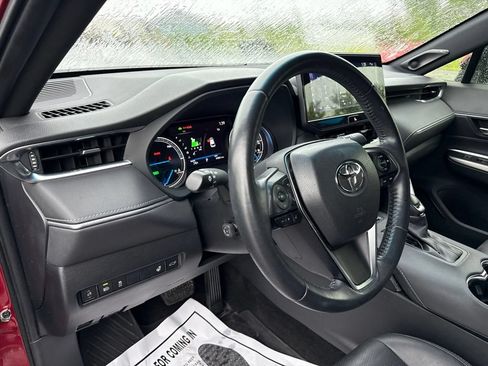 Used 2021 Toyota Venza XLE w/ Softex Package AWD/4WD image 25