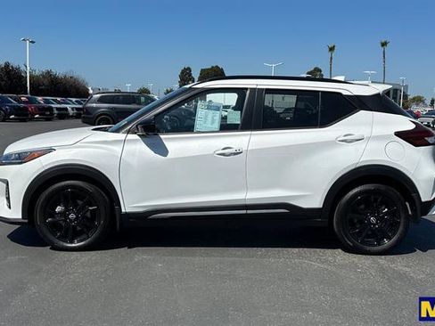 Used 2024 Nissan Kicks SR w/ SR Premium Package image 7